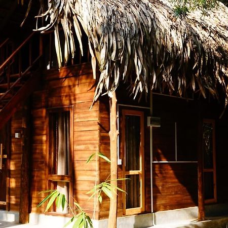 Jungle View River Camping 우다왈라웨 외부 사진