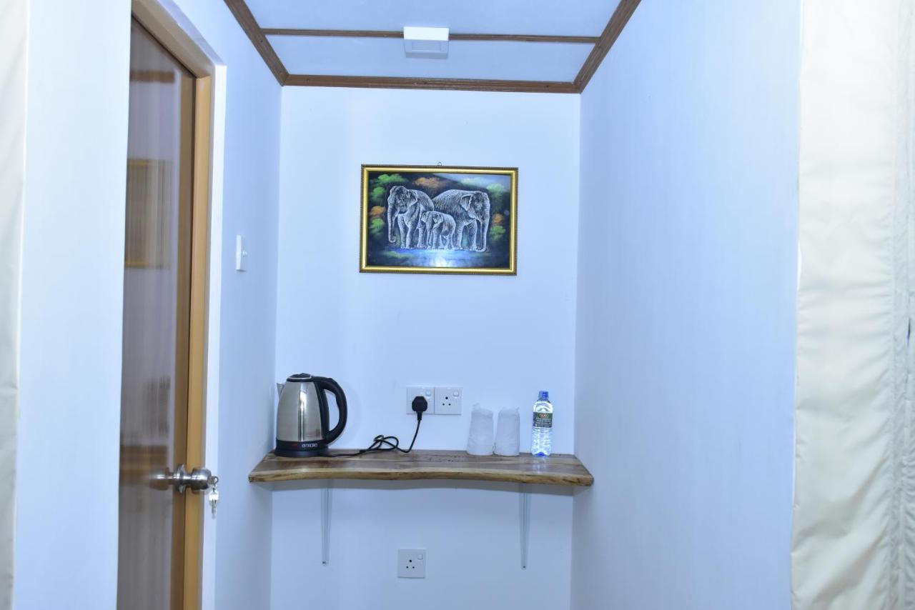Jungle View River Camping 우다왈라웨 외부 사진